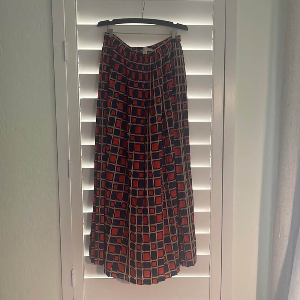 Michael Kors pleated maxi skirt size M